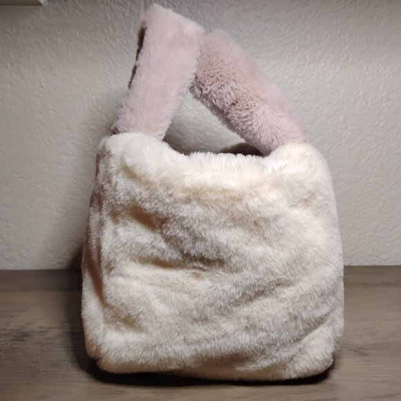 Mon Petit Bonheur Fuzzy Plush Tote Bag — Cozy / Soft Girl / Winter Aesthetic - Picture 6 of 9